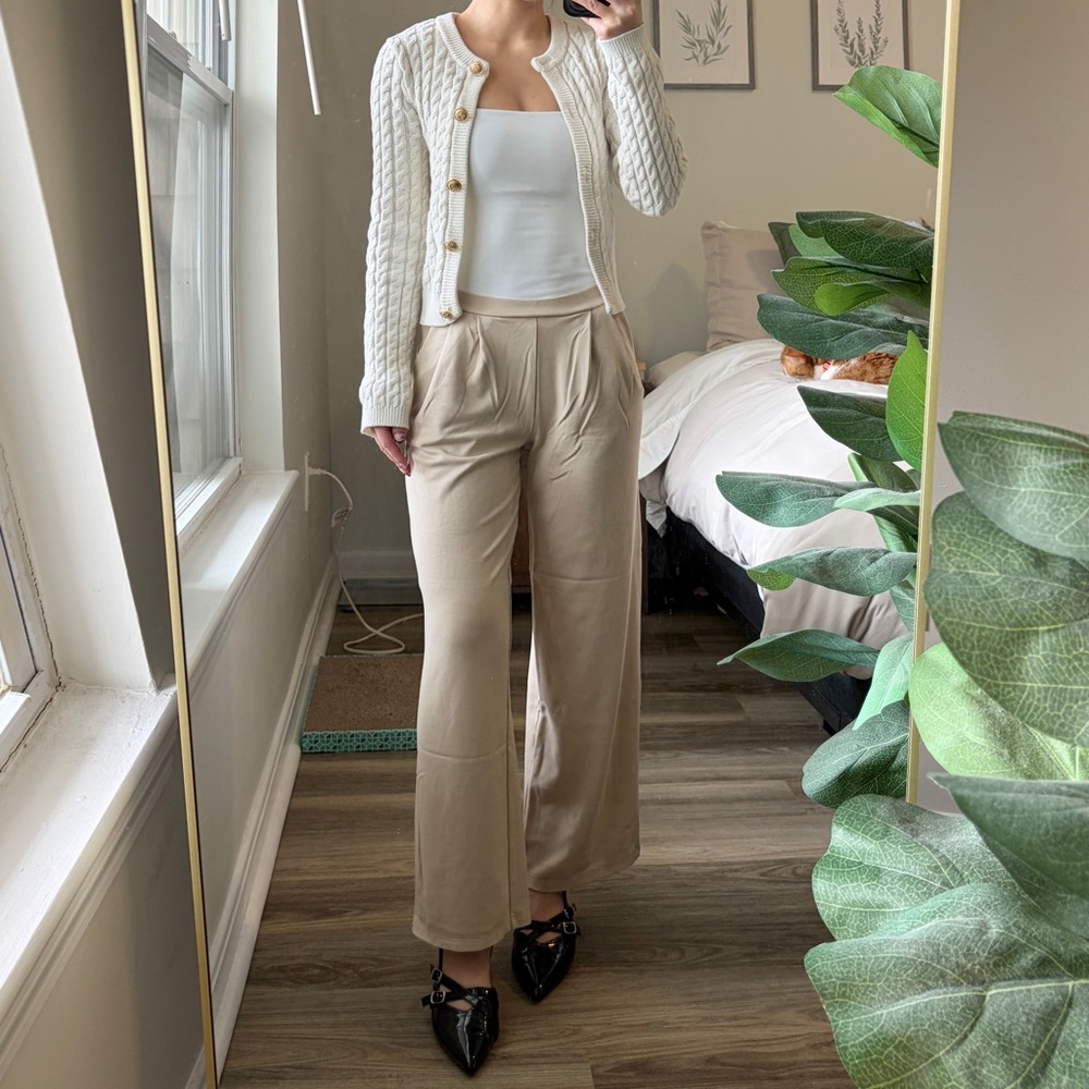 SOLD H&M Pleated Wide Leg Trousers